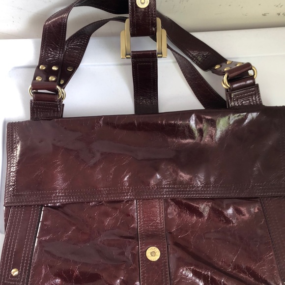 Della Shoulder Bag - Picture 3 of 13